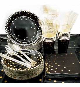 Disposable paper cups kits with black golden dots