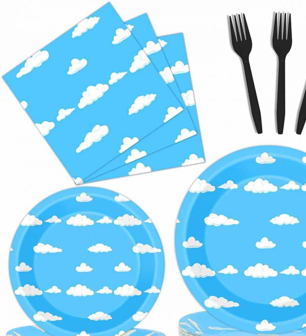 Paper lunch plates with cloud