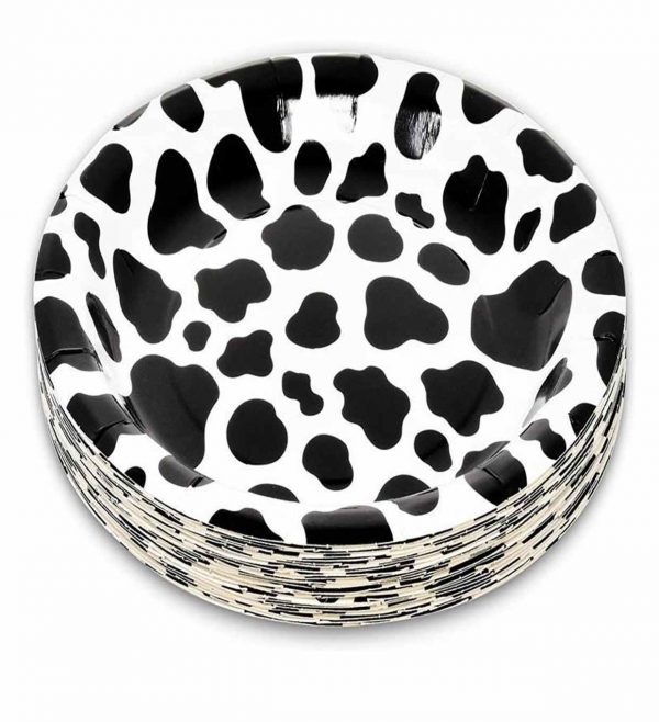 Paper lunch plates with cow